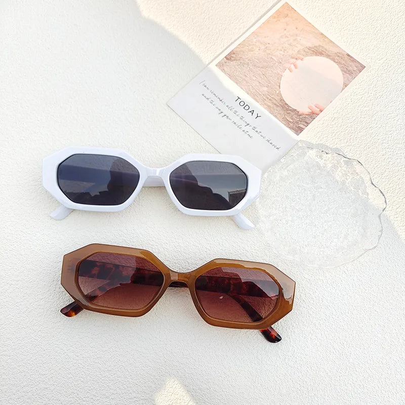 RETRO EDGED SUNGLASSES