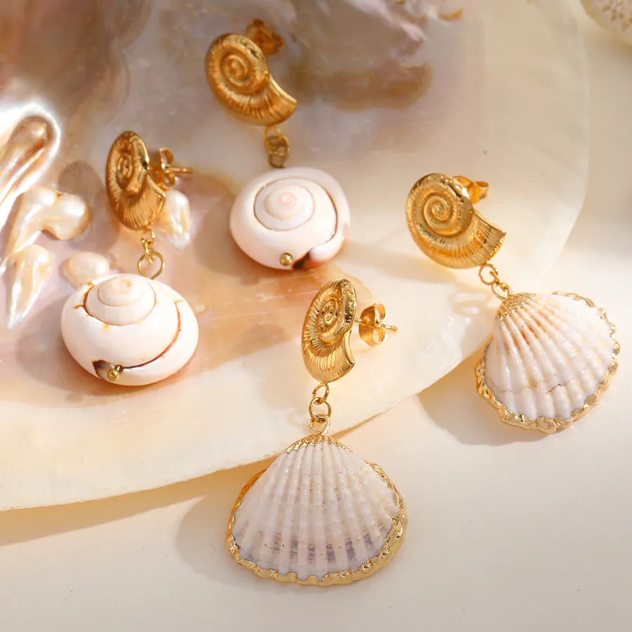 THE SHELL EARRING