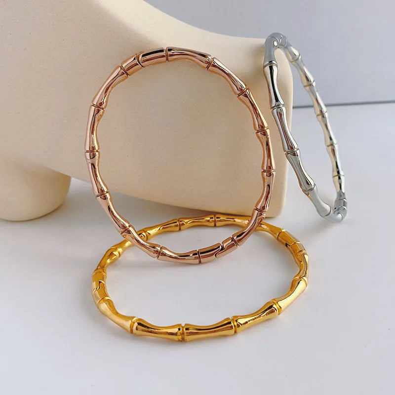 Simple Style Round Heart Shape Snake Titanium Steel 18K Gold Plated Rhinestones Shell Bangle In Bulk